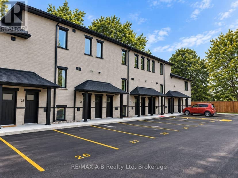 33 - 428 Queen Street W, St. Marys