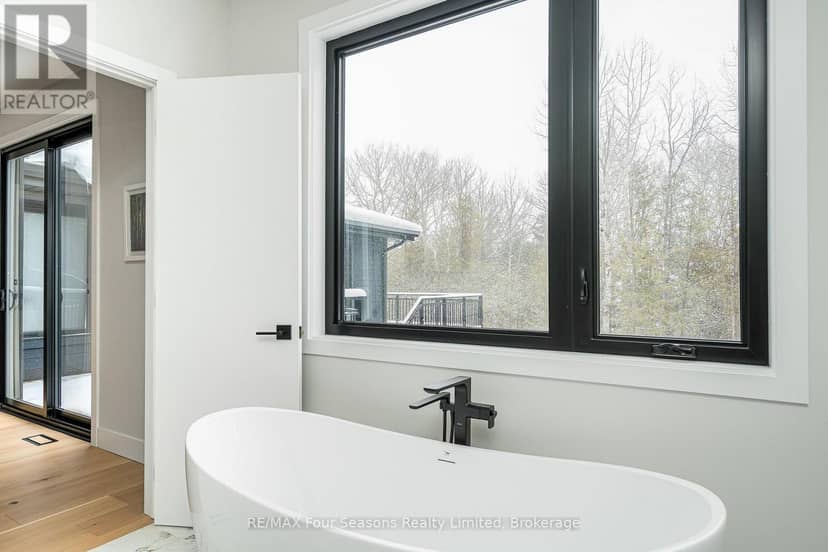 131 Chamonix Crescent — photo 19 of 40