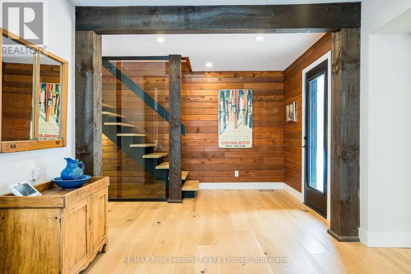 131 Chamonix Crescent — photo 3 of 40