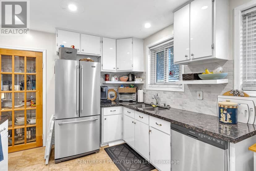 719 Balaton Avenue, Pickering, photo 4