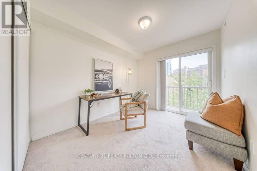 304 - 90 Orchid Place Drive — photo 24 of 40
