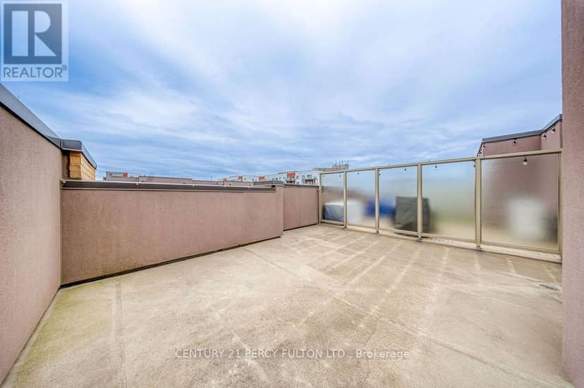 304 - 90 Orchid Place Drive — photo 32 of 40