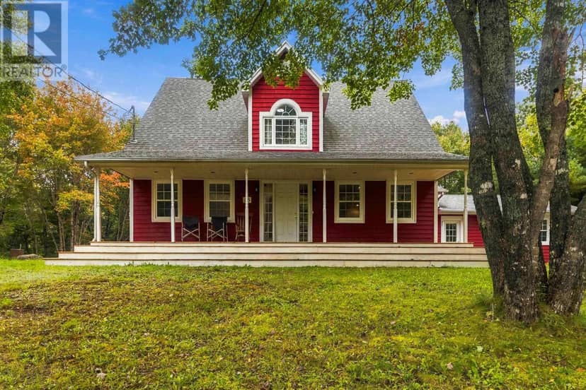 85 Haliburton Crescent, Stillwater Lake