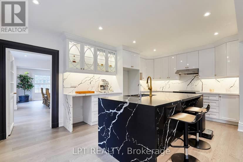 298 Wees Road — photo 9 of 40