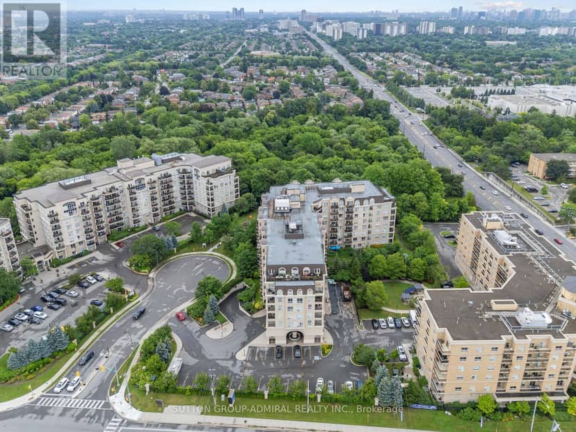 215 - 1 Maison Parc Court — photo 31 of 33