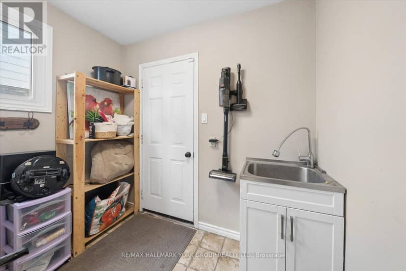41 Laurentian Lane — photo 20 of 40