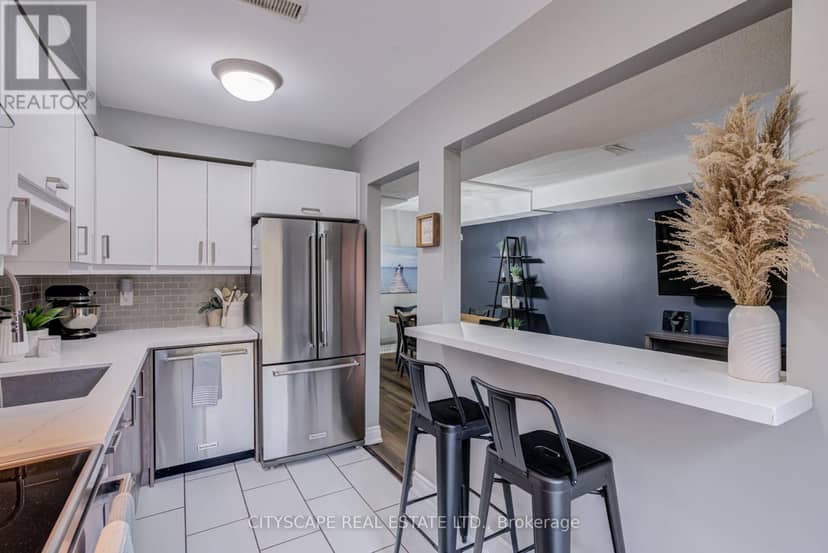 69 - 45 Wylie Circle — photo 10 of 40
