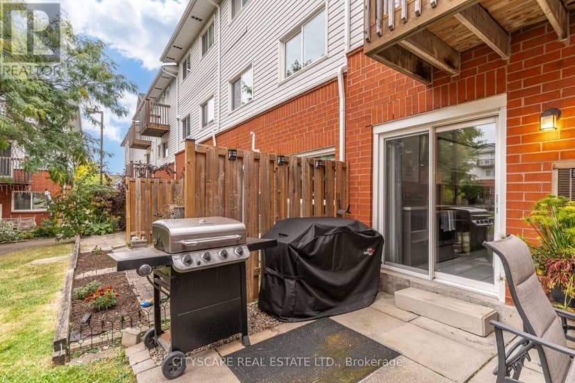 69 - 45 Wylie Circle — photo 32 of 40
