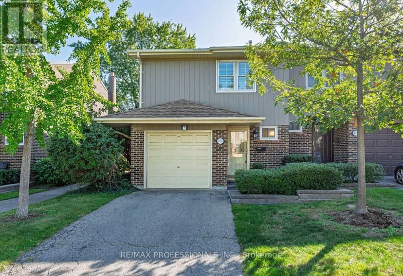 176 - 1951 Rathburn Road E, Mississauga