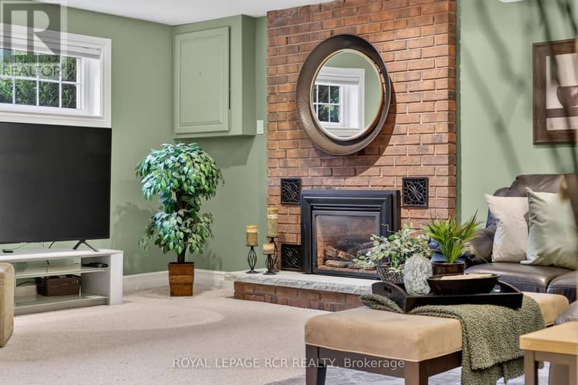 60 Holmes Drive — photo 21 of 37