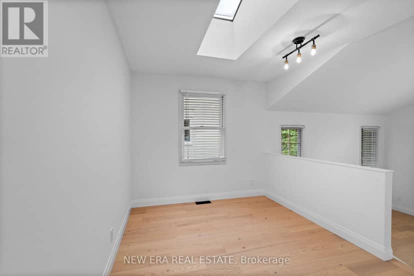 2107 Russett Road — photo 17 of 40