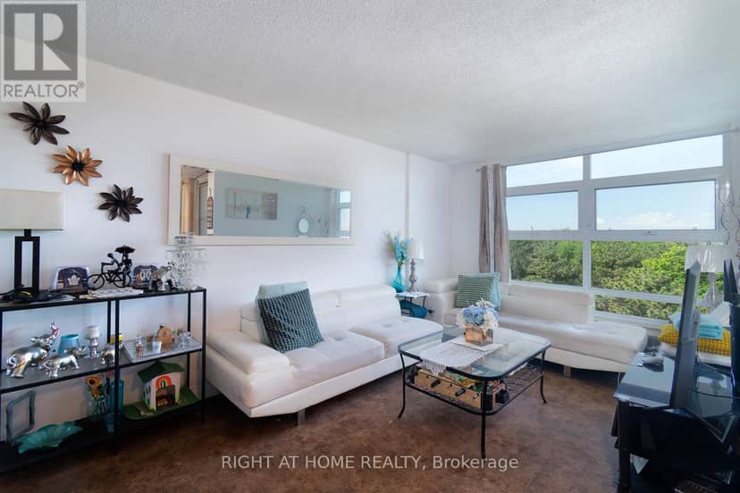 608 - 335 Driftwood Avenue — photo 13 of 33