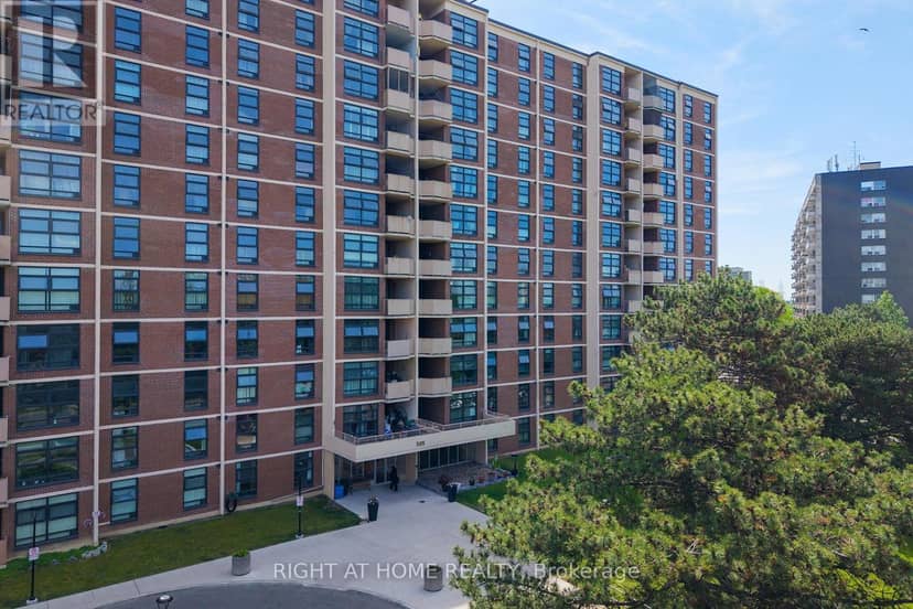 608 - 335 Driftwood Avenue, Toronto, photo 4