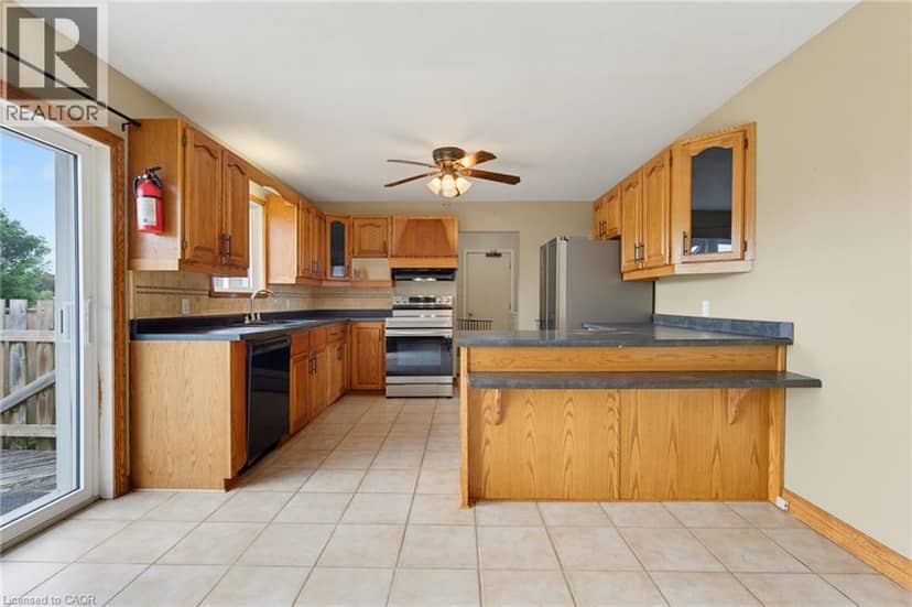 7877 CANBOROUGH Road — photo 14 of 40