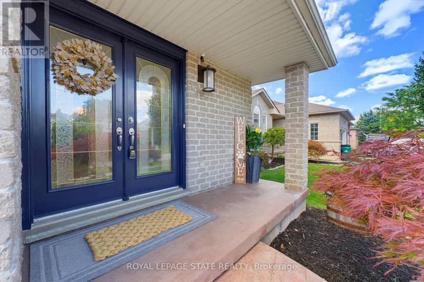 135 McNichol Drive — photo 6 of 40