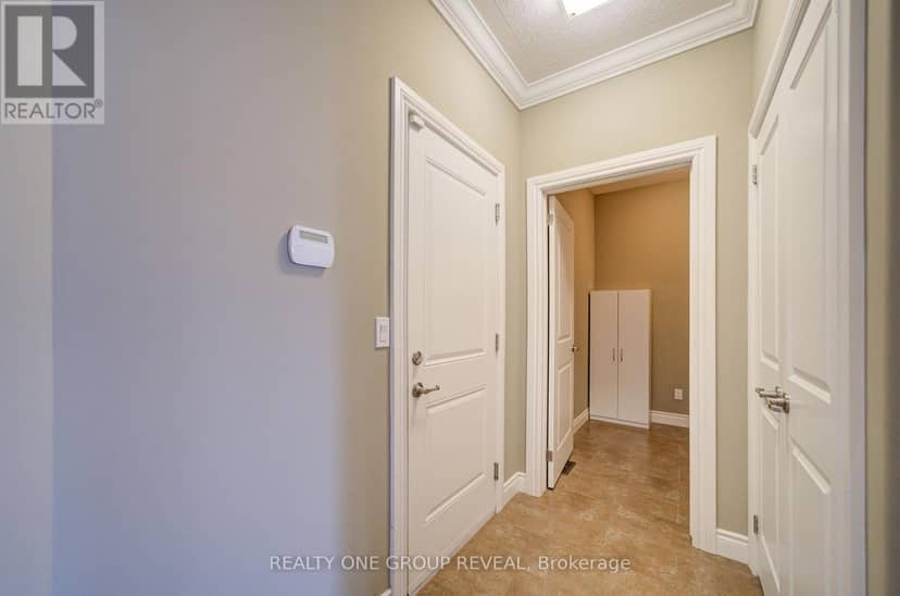 21 - 30 Cedar Street — photo 24 of 40