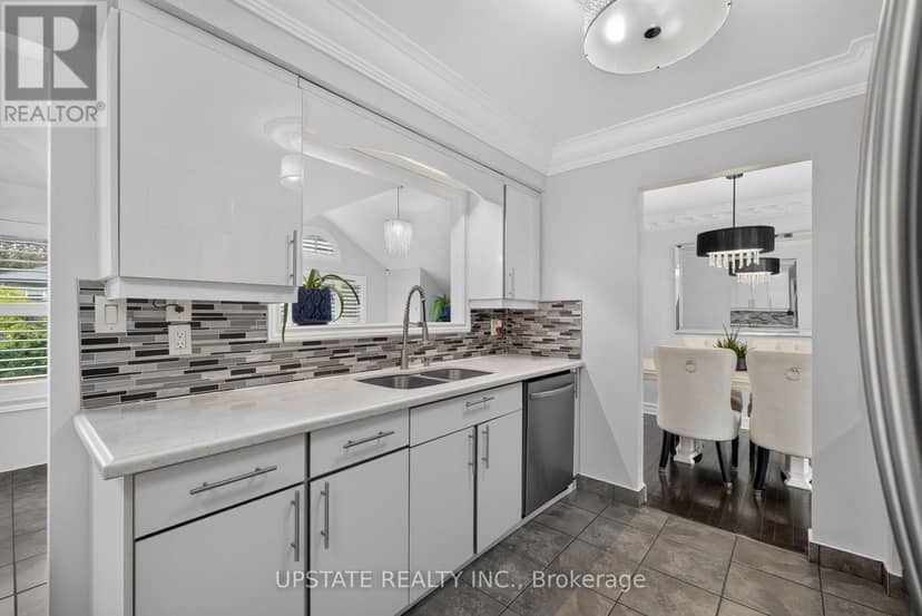 221 Cedarwoods Crescent — photo 12 of 40