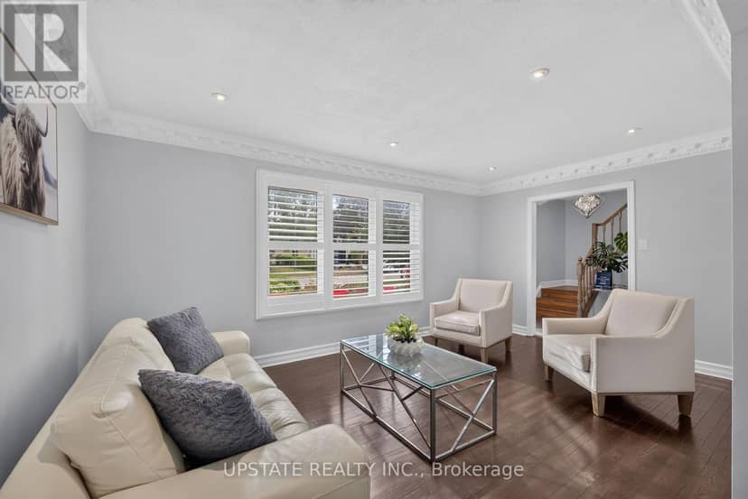 221 Cedarwoods Crescent — photo 6 of 40