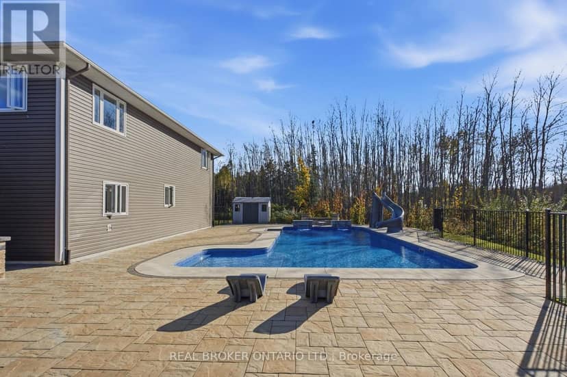 5381 Desmarais Road, Greater Sudbury, photo 3