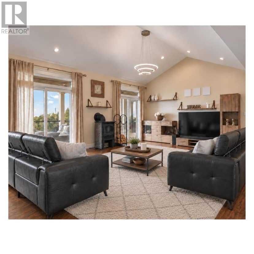 23 Paget Crescent, Stratford, photo 6