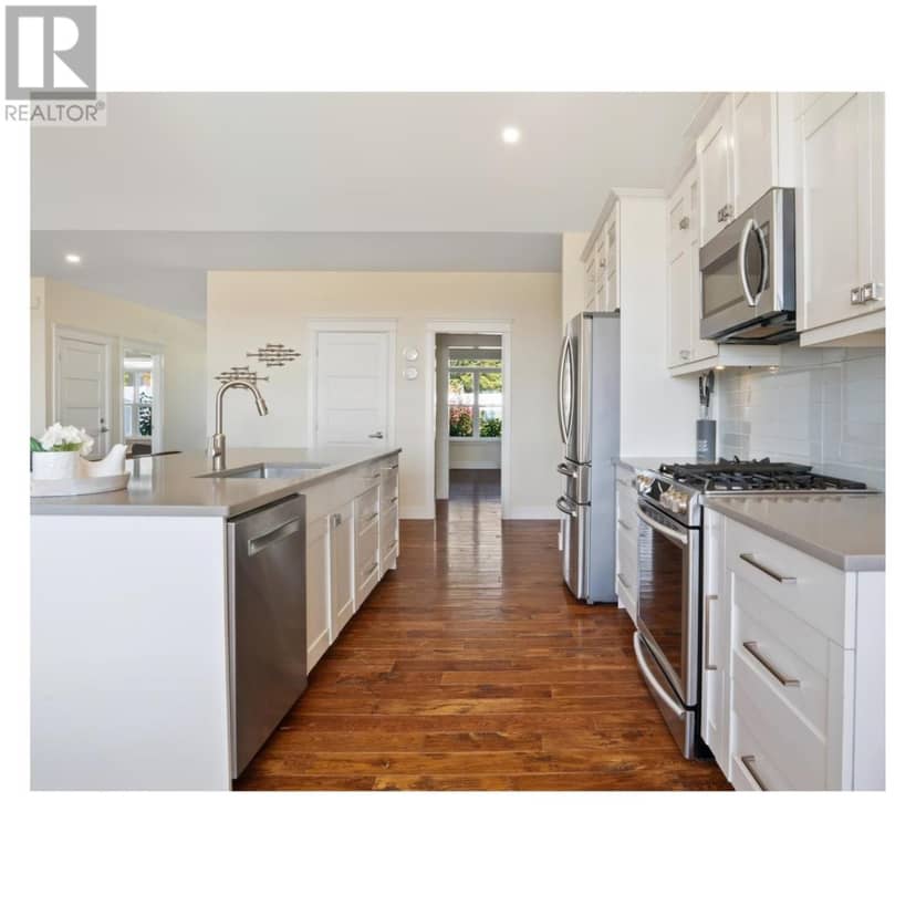 23 Paget Crescent, Stratford, photo 8