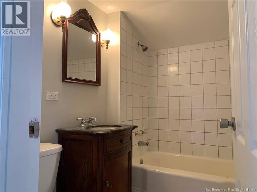 16 Clark Road, Rothesay, photo 8