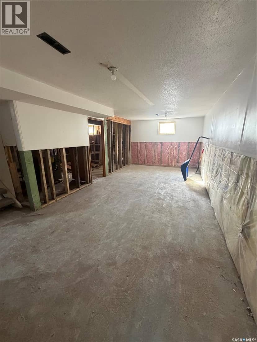403 & 401 Main STREET — photo 23 of 24
