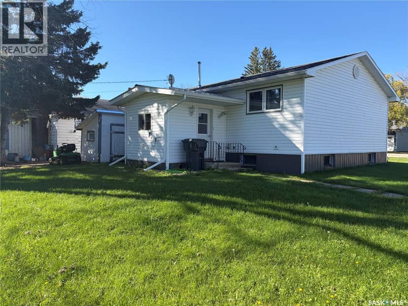 403 & 401 Main STREET, Pelly, photo 3