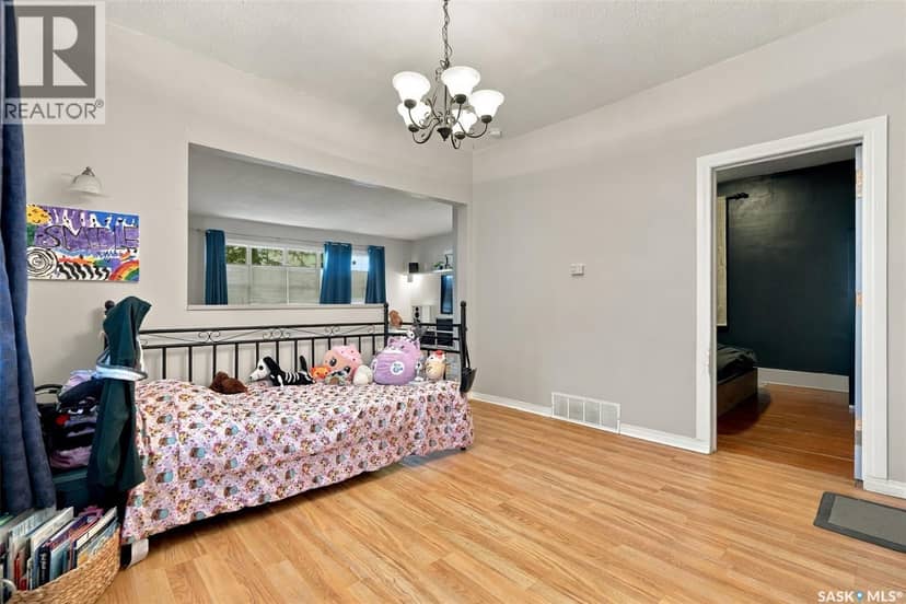 2100 Lindsay STREET — photo 20 of 40