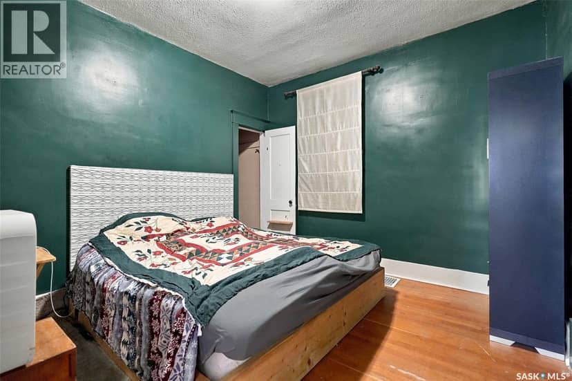 2100 Lindsay STREET — photo 21 of 40