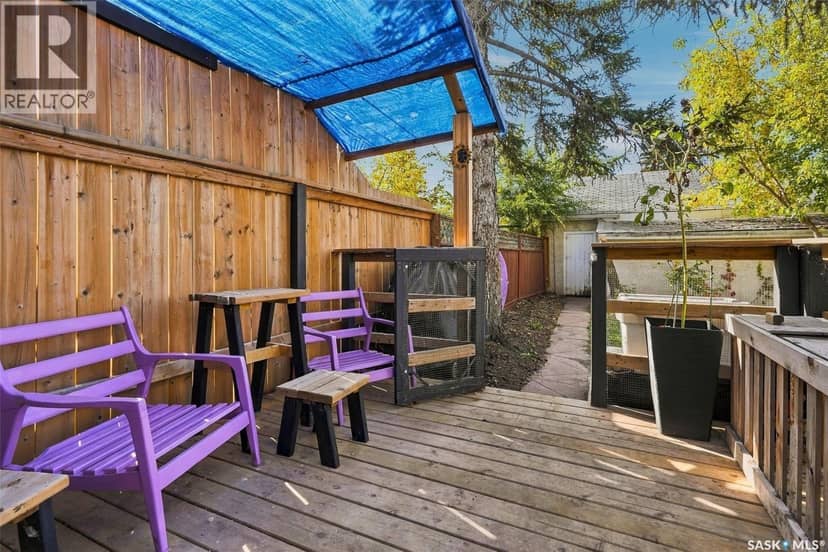 2100 Lindsay STREET — photo 36 of 40