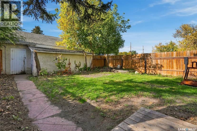 2100 Lindsay STREET — photo 38 of 40