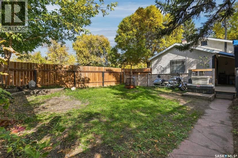 2100 Lindsay STREET — photo 39 of 40