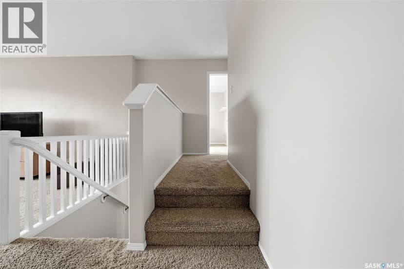 8097 Wascana Gardens Crescent — photo 21 of 40