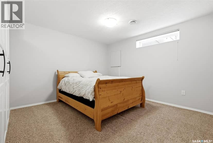 8097 Wascana Gardens Crescent — photo 40 of 40
