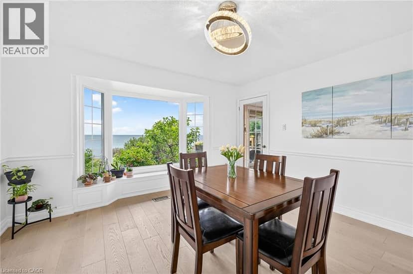 15 CHEVAL Drive — photo 13 of 40