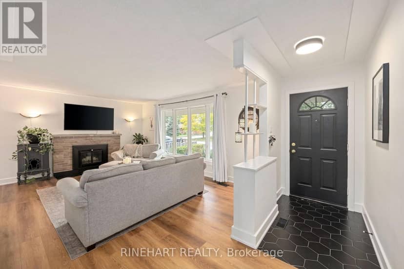 311 Burlington Crescent, London South, photo 5
