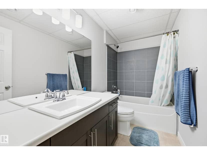 16012 11 AV SW SW — photo 38 of 40