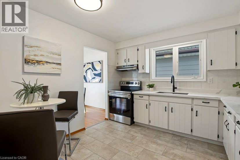 30 CATALINA Drive — photo 15 of 40