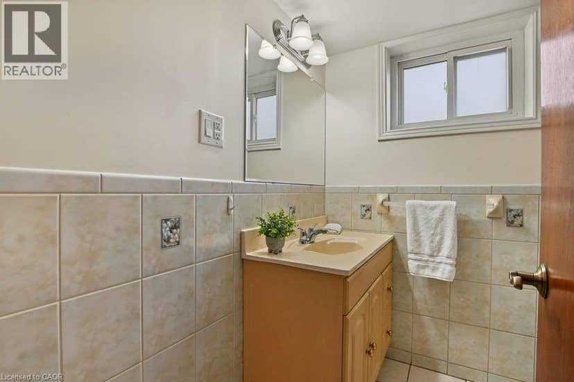 30 CATALINA Drive — photo 33 of 40