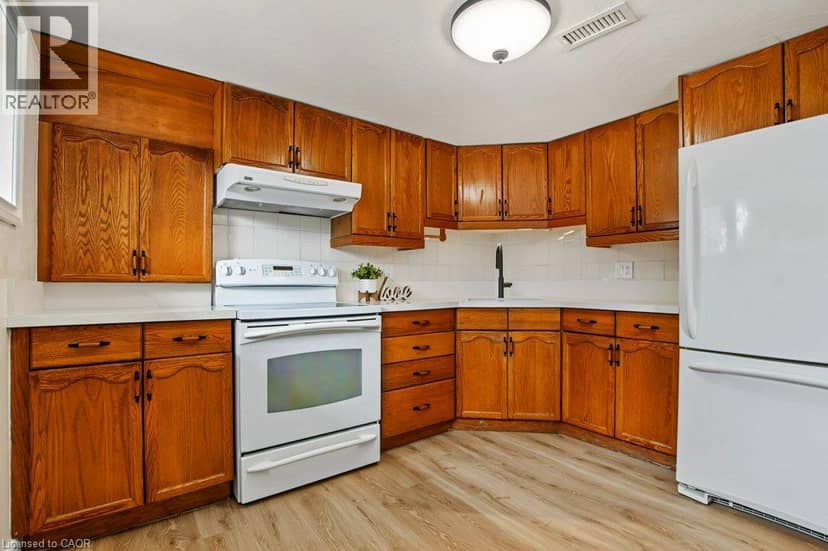 30 CATALINA Drive — photo 31 of 40