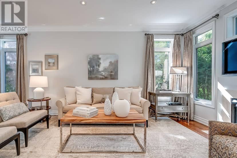 2351 Woodfield Road, Oakville, photo 6