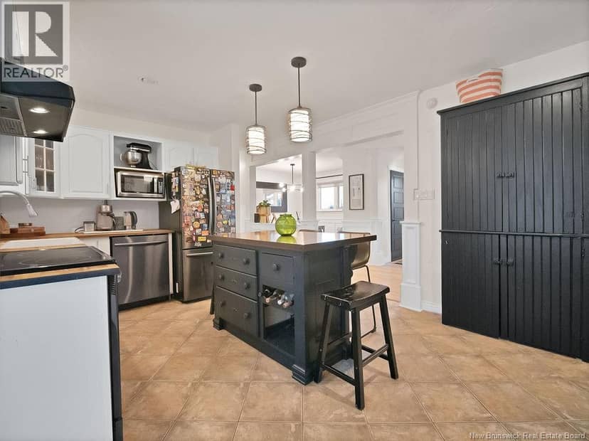 27 Alphonse Street — photo 10 of 40