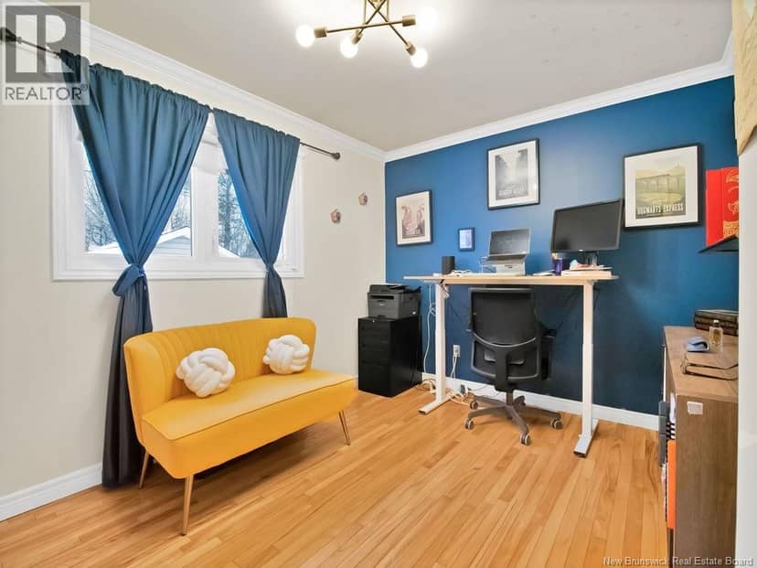 27 Alphonse Street — photo 16 of 40