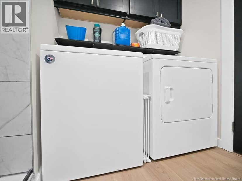 27 Alphonse Street — photo 19 of 40