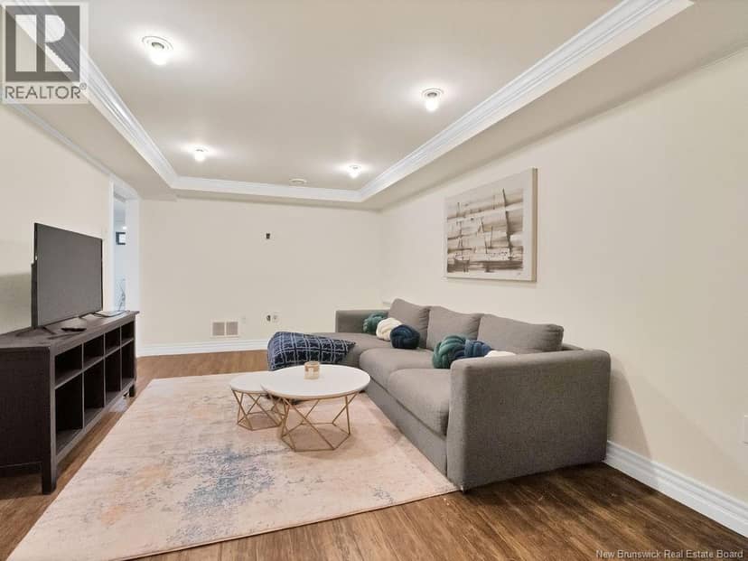 27 Alphonse Street — photo 21 of 40