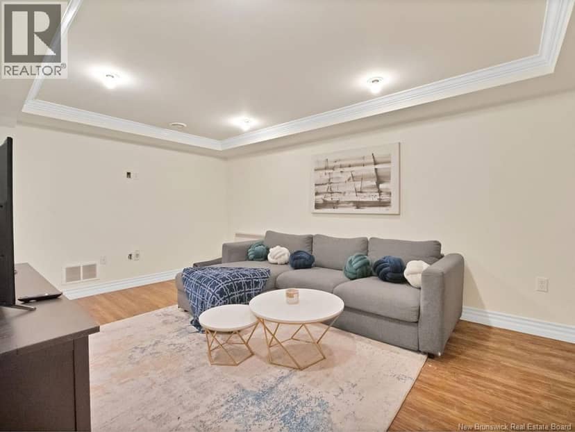 27 Alphonse Street — photo 23 of 40