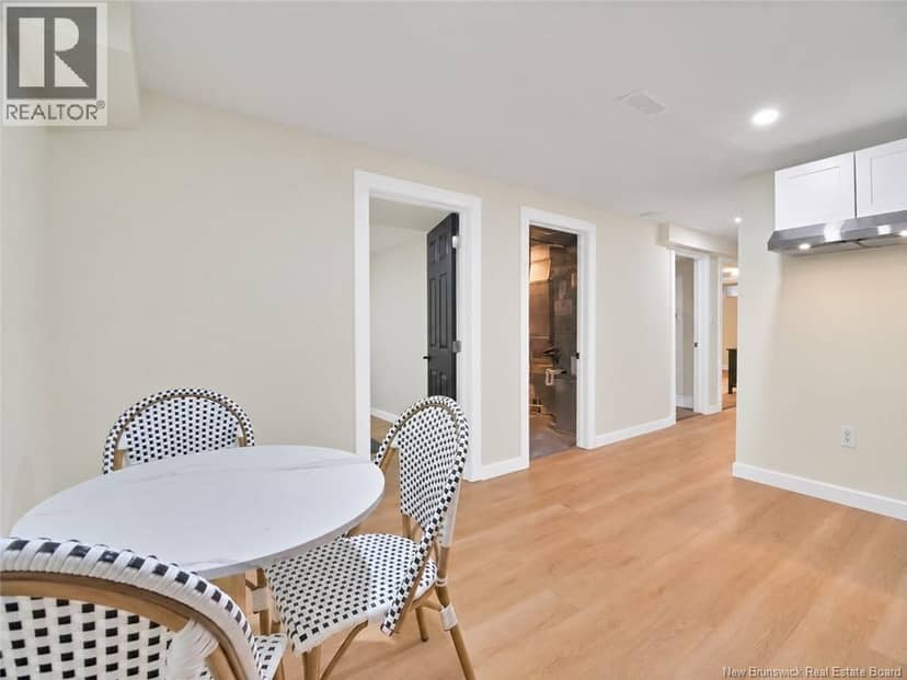 27 Alphonse Street — photo 29 of 40