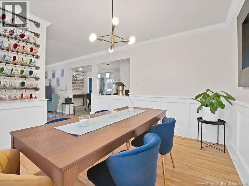 27 Alphonse Street — photo 3 of 40