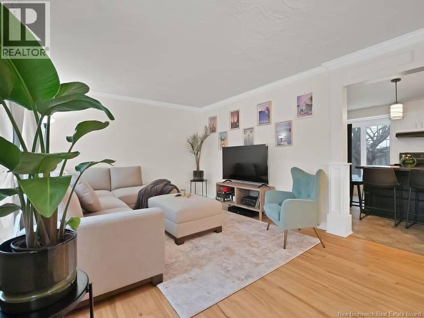 27 Alphonse Street — photo 6 of 40